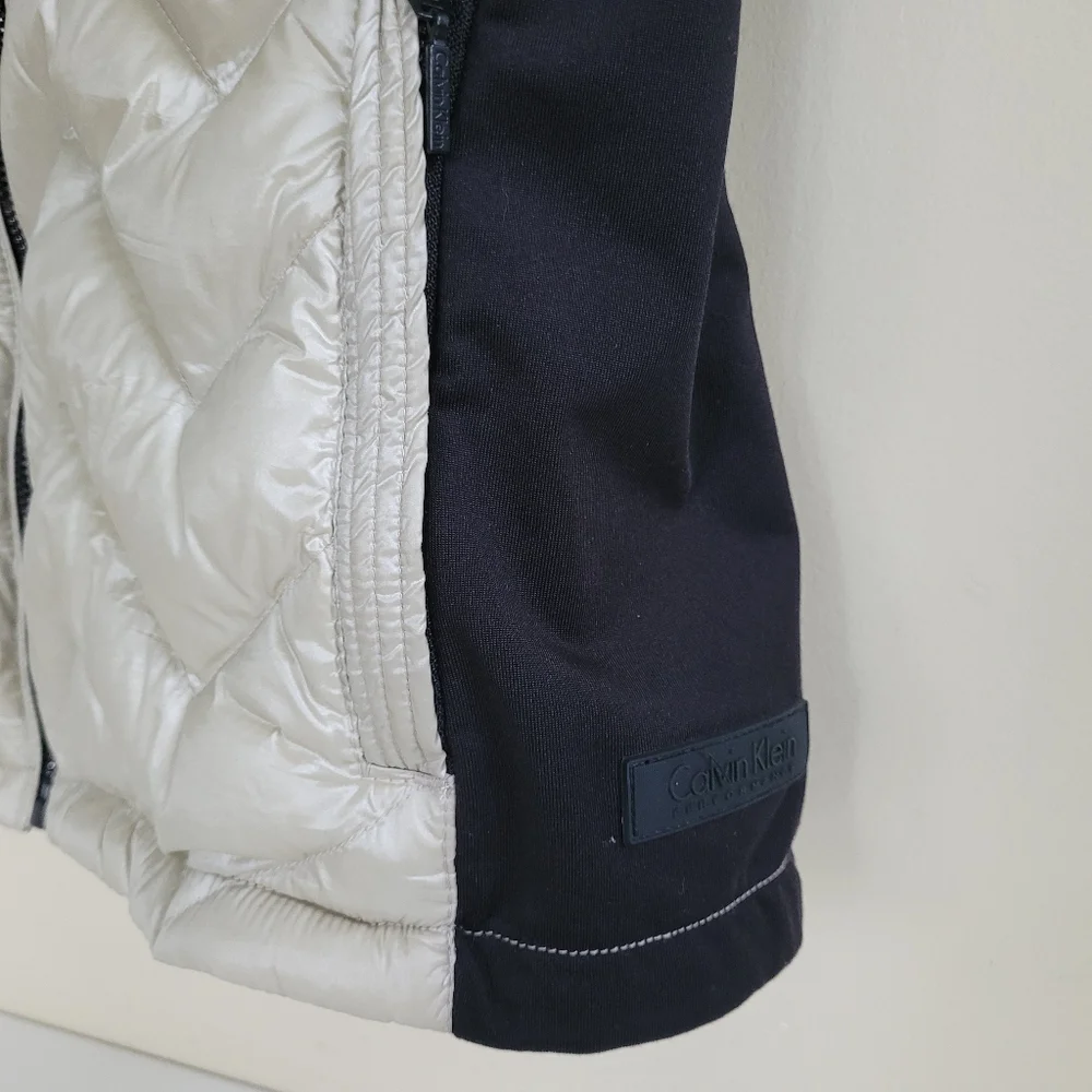 Calvin Klein Performace Down Quilted Puffer Vest Gold Black Womens Medium